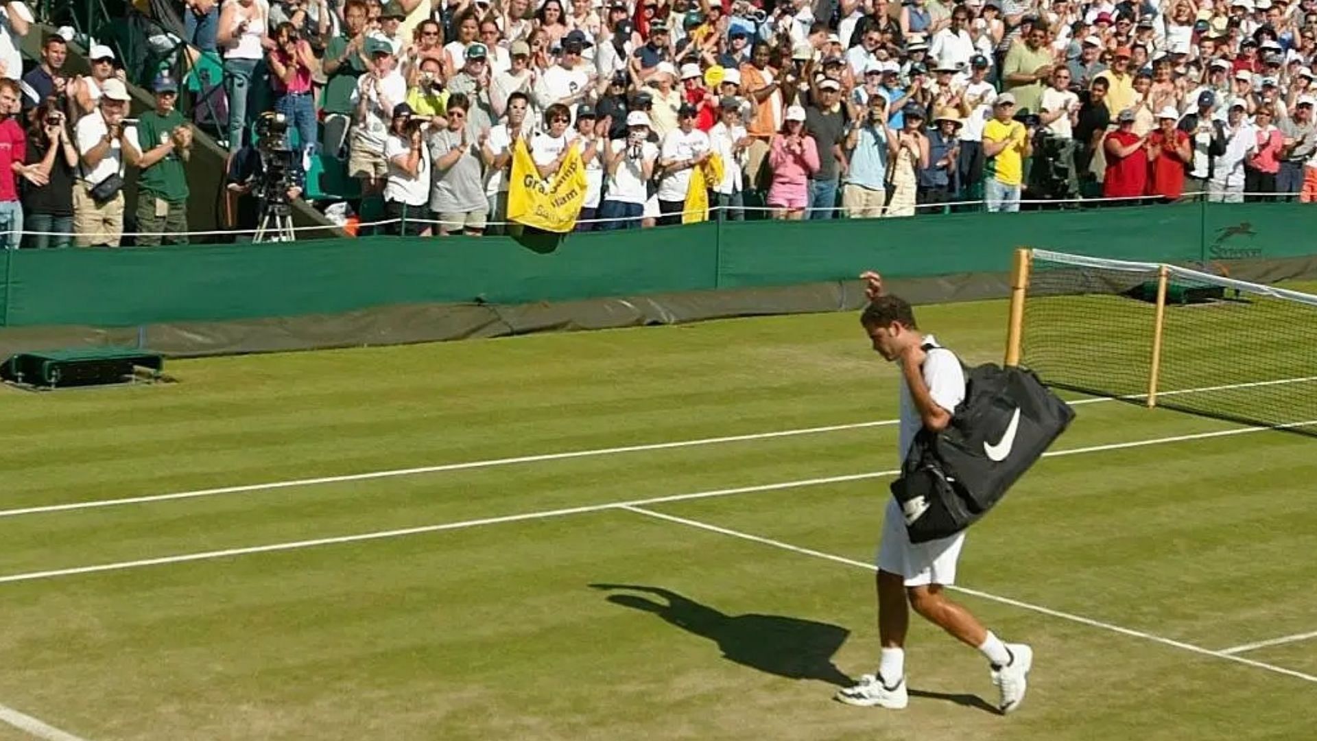 Pete Sampras at the 2002 Wimbledon. (Source: Getty)